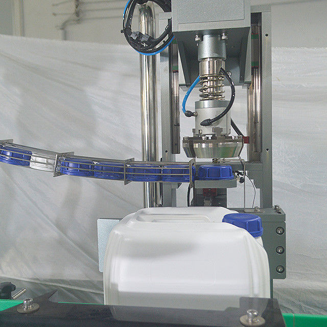 Automatische 4 koppen vloeibare olijfolie vulmachine voor zonnebloemolie Guanhong Company