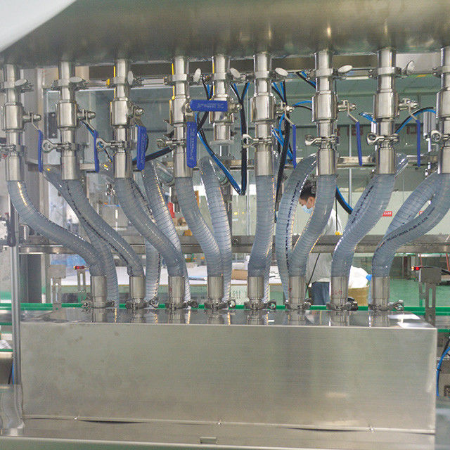 Automatische vloeistofvulmachine met 8 vulkoppen voor 5L kookolie en kokosolie