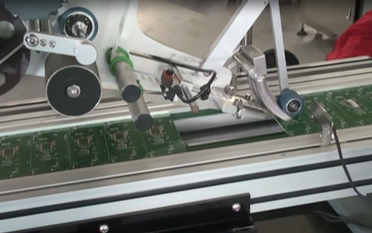 Hoogvlakke materiaalpaginatie- en etiketteringsmachine voor flessen PLC kerncomponenten