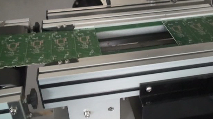 Hoogvlakke materiaalpaginatie- en etiketteringsmachine voor flessen PLC kerncomponenten