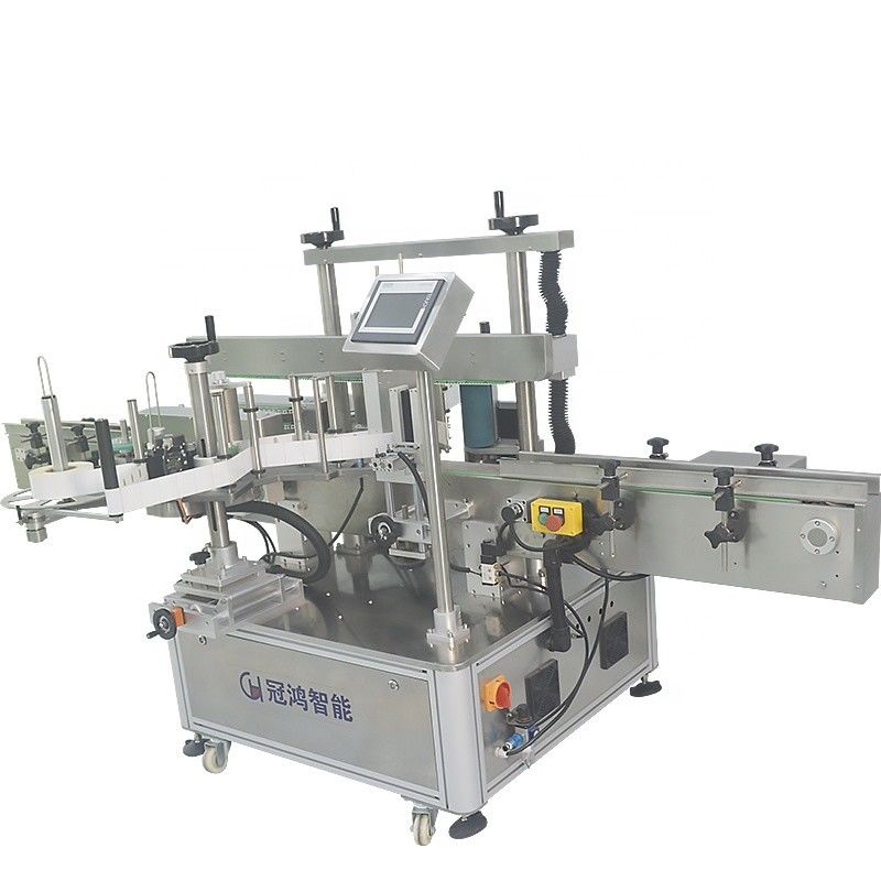 Voedingsflesselabelmachine met datumcodeprinter en automatische schroefkap