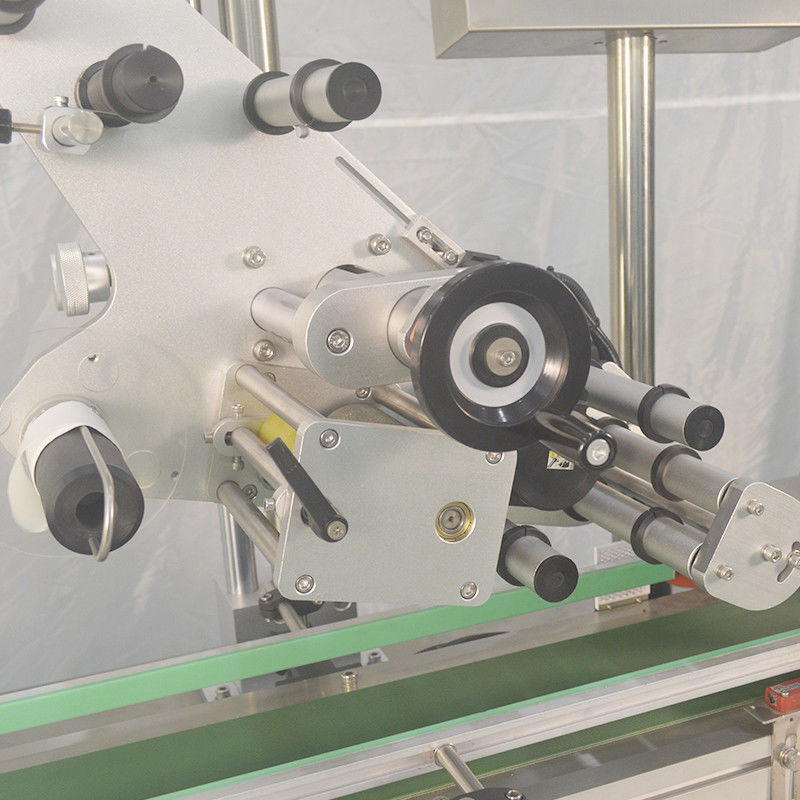 Video-uitgaande-inspectie platte/oppervlakte-etiketteringsmachine met luchtdruk 0,6-0,8Mpa