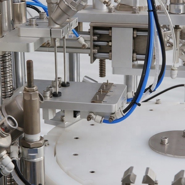 Luchtdruk 0,6-0,8Mpa 1 ml vulmachine voor automatische vulproductielijn
