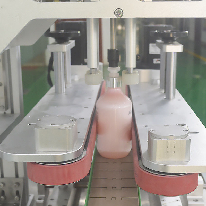 320 KG High Automation Rotary Bottle Screw Capping Machine voor metaalverpakkingsmateriaal