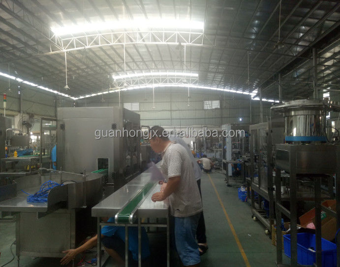 Goedkwaliteit smeerolie Motorolie Motorolie Vulling Kappen Etikettering Karton Verpakking Palletizing Machine Line