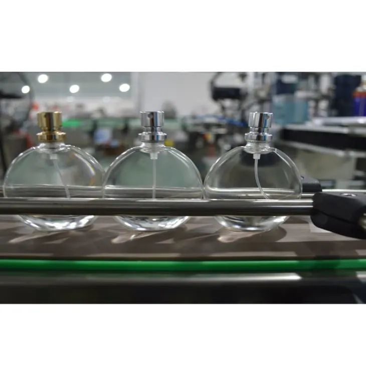 Geavanceerde Automatische Deodorant Perfume Filling Machine Productie Lijn voor 20 ml flessen