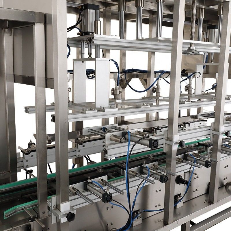Papierverpakkingsmateriaal 5 mondstuk Automatische vloeistofvulmachine voor chemische producten