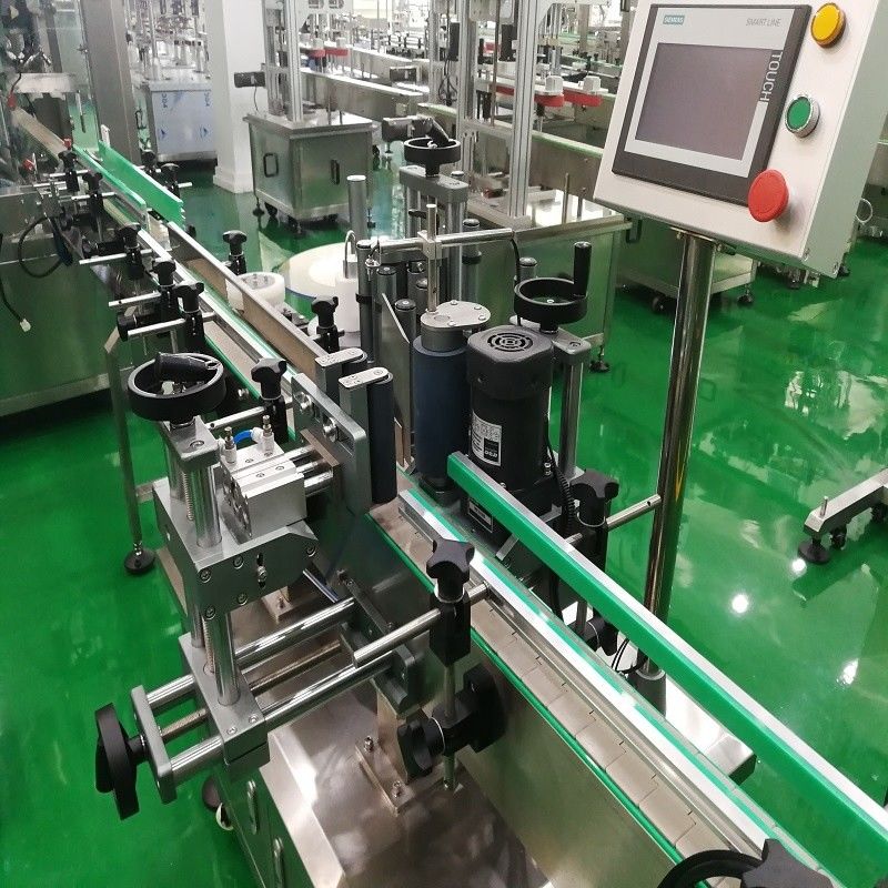 Automatische vierkoppenvulmachine voor het opschrijven van glazen flessen wijn/drank