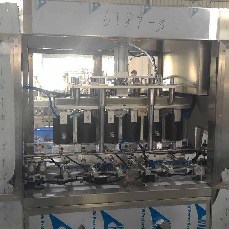 2400-3000 flessen per uur Automatische lineaire glazen flessen potten metalen tin vacuüm afdichting capping machine